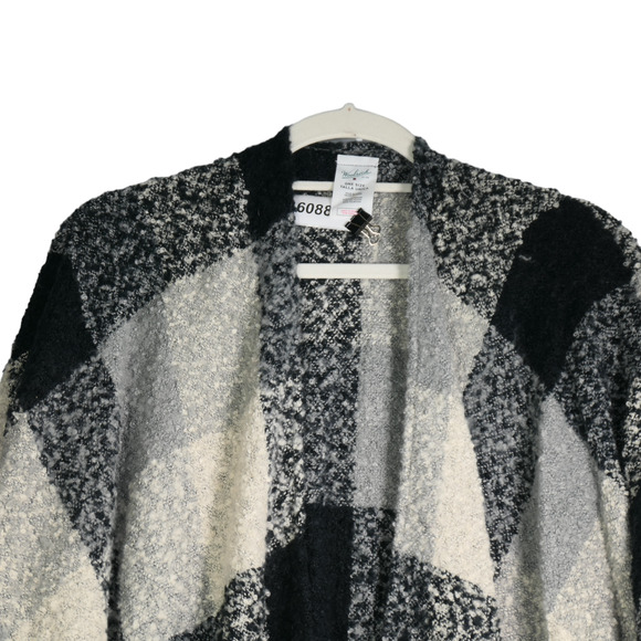 Woolrich Poncho Womens One Size Buffalo Plaid Sweater Fringe Cozy Layered Look - Picture 3 of 8